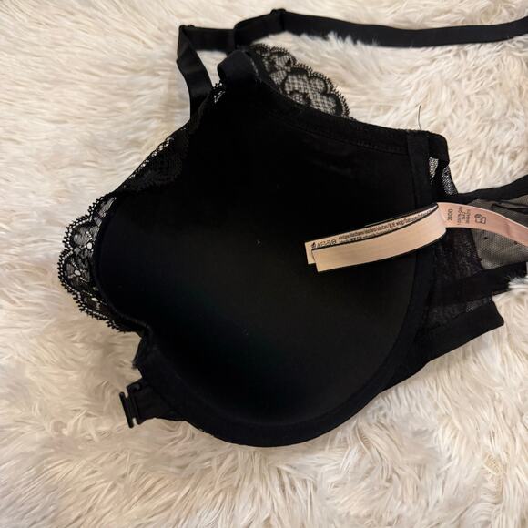 Victoria's Secret Sexy Lace Lightly-Lined
Triangle Lace Racerback Bra Size 36DD - Picture 7 of 8